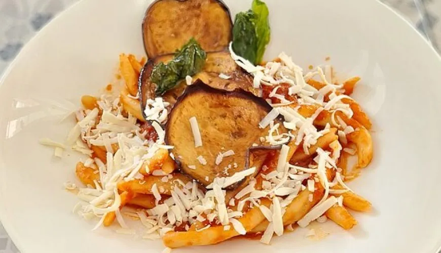 Corso di Cucina Siciliana con Chef Mimmo a Taormina e Visita al Mercato