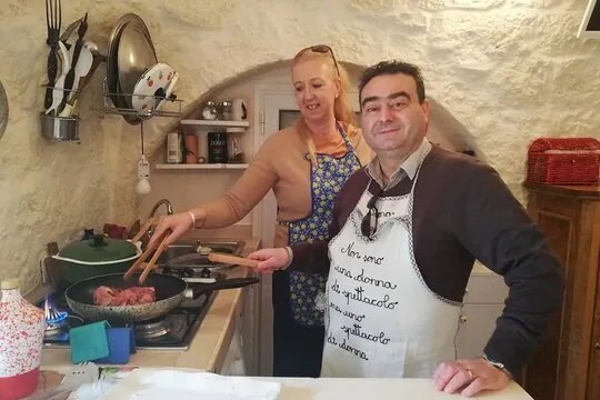 Brindisi autentica: prepara le orecchiette fatte in casa con una cuoca locale